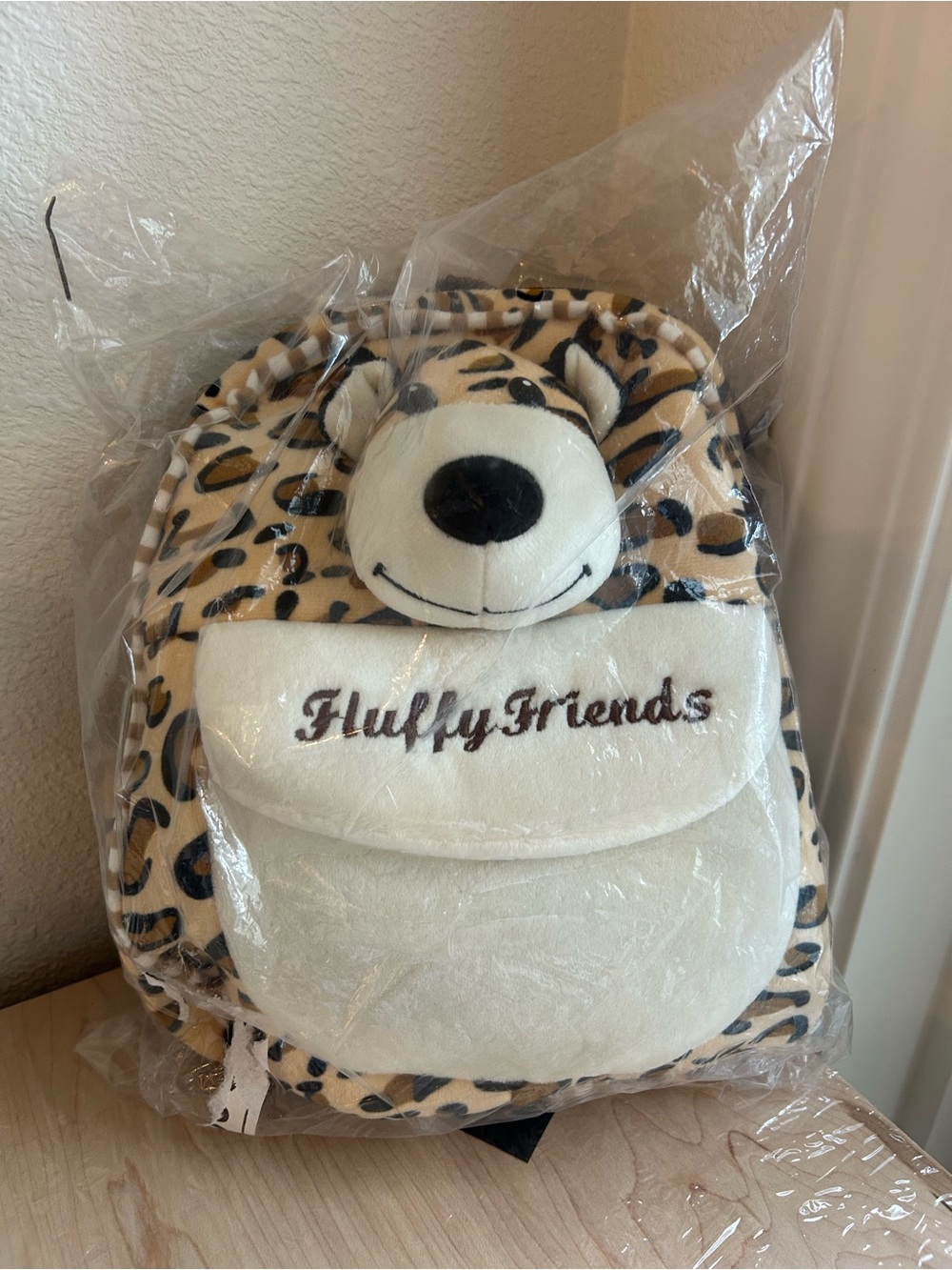 NWT Fluffy Friends Leopard Plush Toddler Backpack with 5 Mini Animals